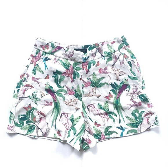 Ann Taylor 'Bird of Paradise' White/Cream Tropical Print Pleated Shorts Size 2 - Picture 5 of 7